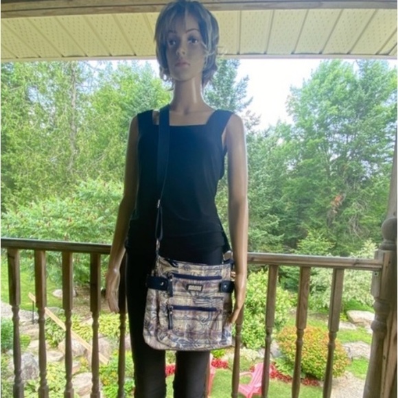 Y2K Roots Floral Blue And Beige Crossbody Bag - Picture 11 of 14